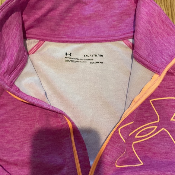 Kids Under Armour Half zip pull over - Picture 3 of 3